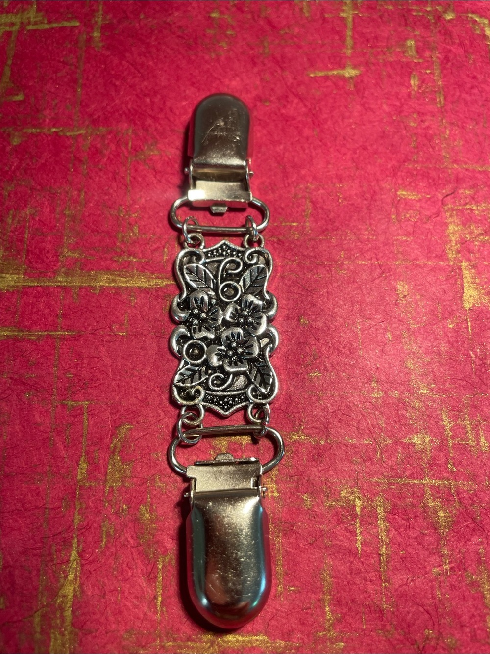 Decorative Metal Cardigan Clips - Set of 3 - Picture 5 of 5